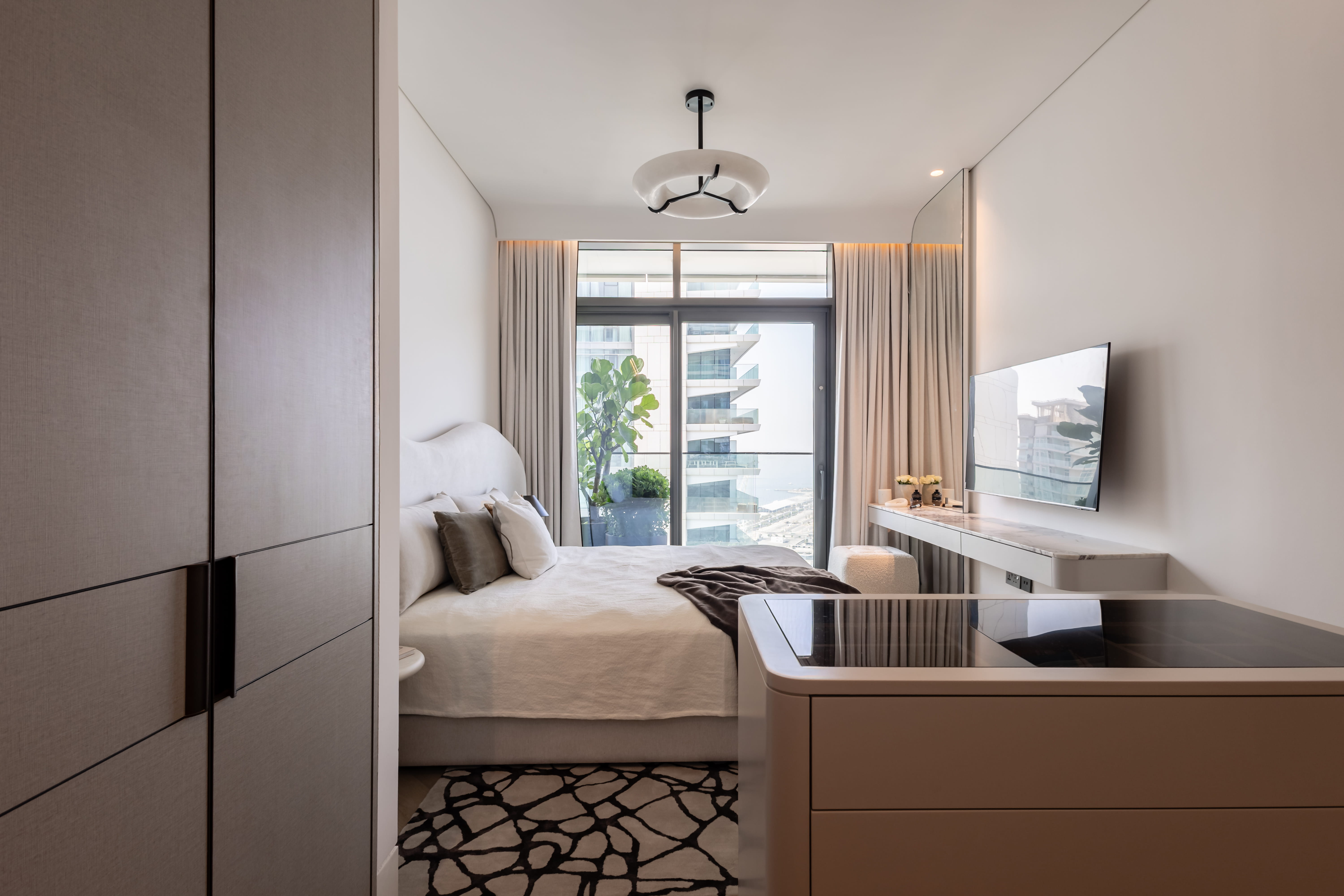 Start Planning Your Full Villa Renovation in Dubai Image